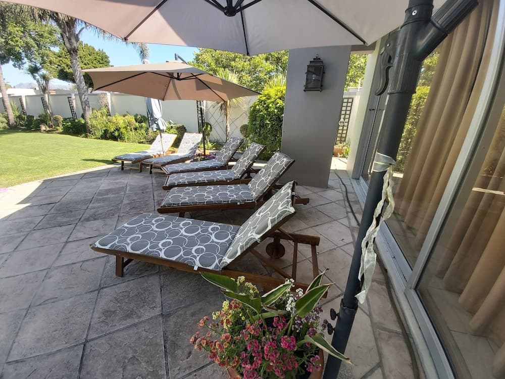 Caxton Manor B&B