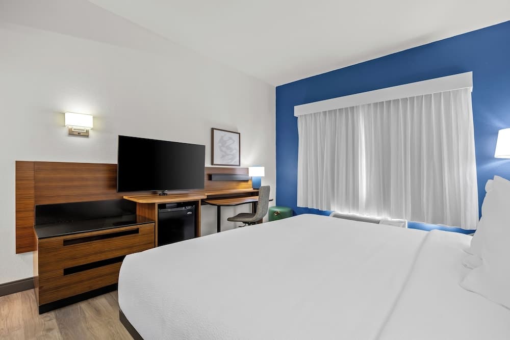 Spark by Hilton Macon North