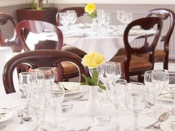 Beechwood Close Hotel