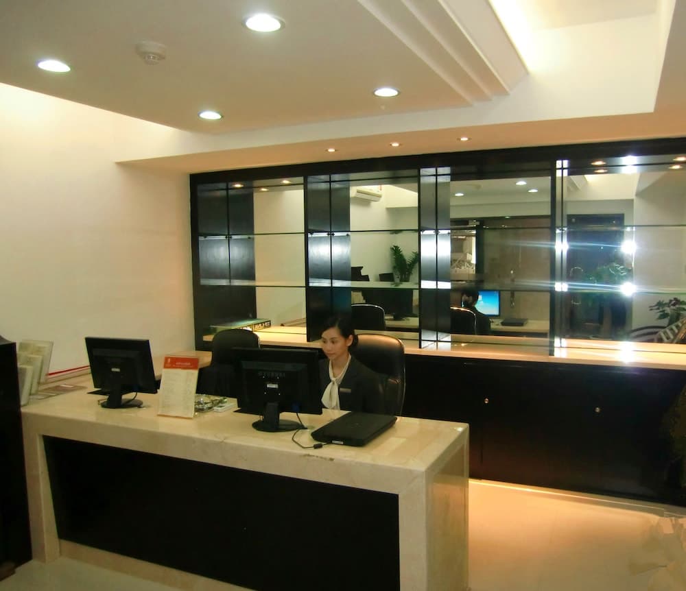 Libo Business Hotel