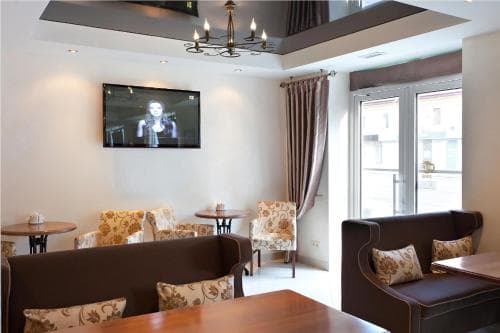 Zenith Hotel