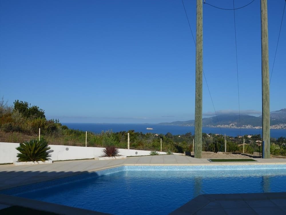 Villa Area