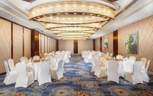 Golden Eagle Summit Hotel Kunming