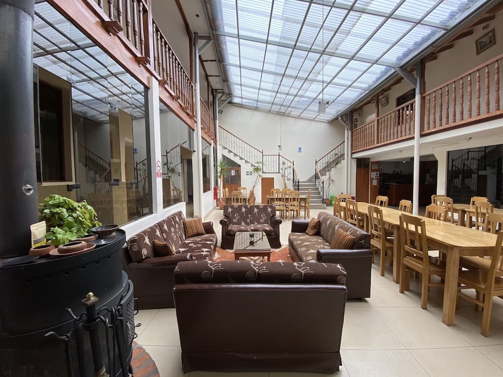 Hostal Andenes De Saphi