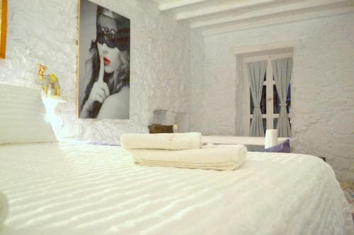 Apsenti couples only Mykonos