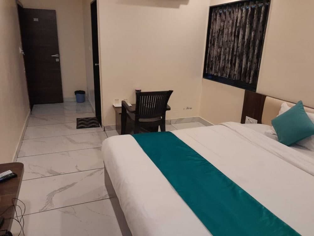 Hotel Abu Inn