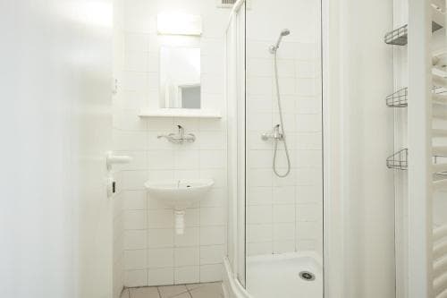 Hostel Mikoláse Alse