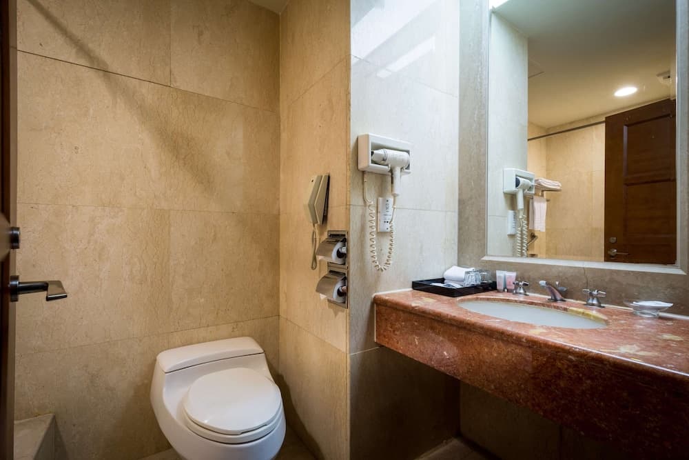 Grand View Hotel