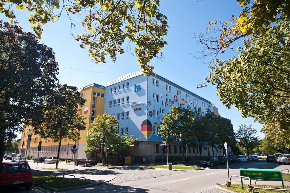 Haus International Hostel