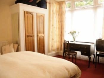 Clairmont Guest House