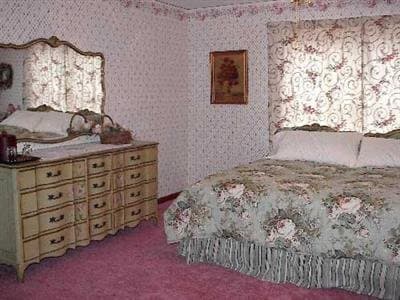 Locust Brook Lodge