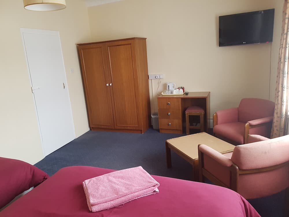 Avoca House Hotel