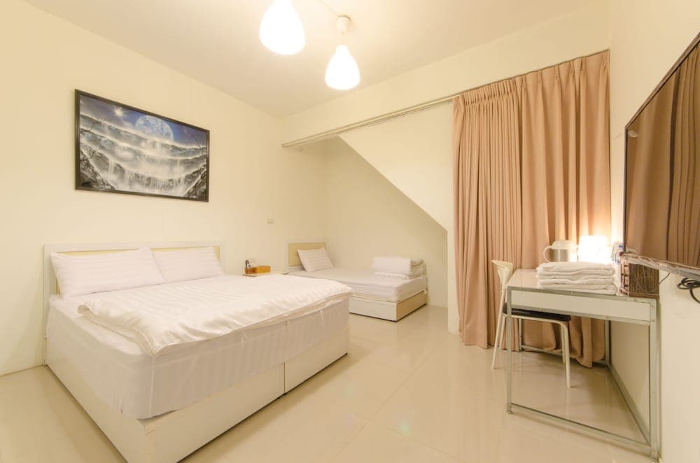 Lan Ying Home