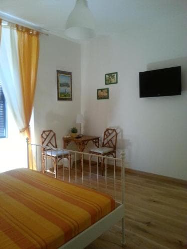 Home 103