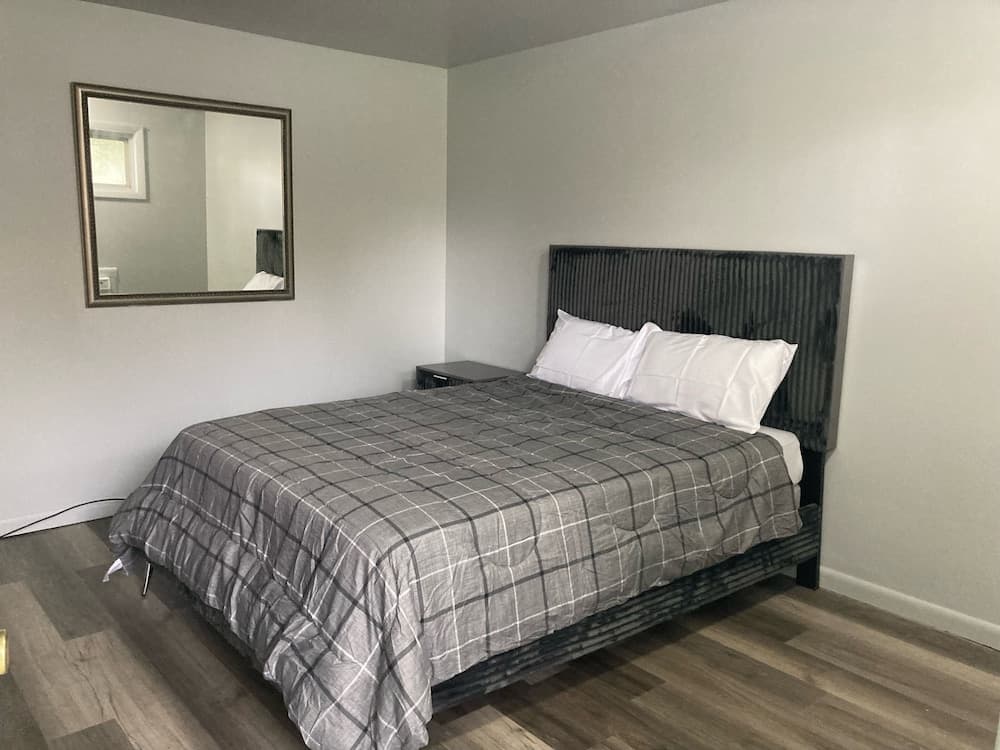 Motel 81