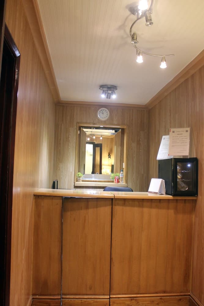 Corbigoe Hotel