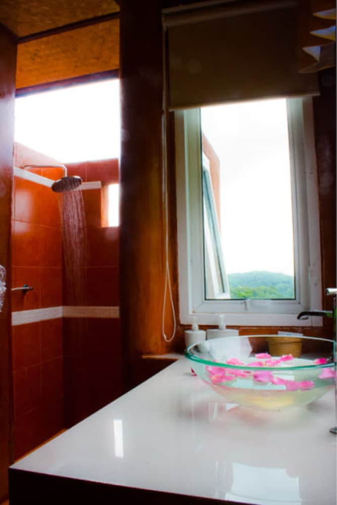 Monmaen Resort & Spa