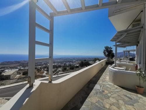Erato Apartments