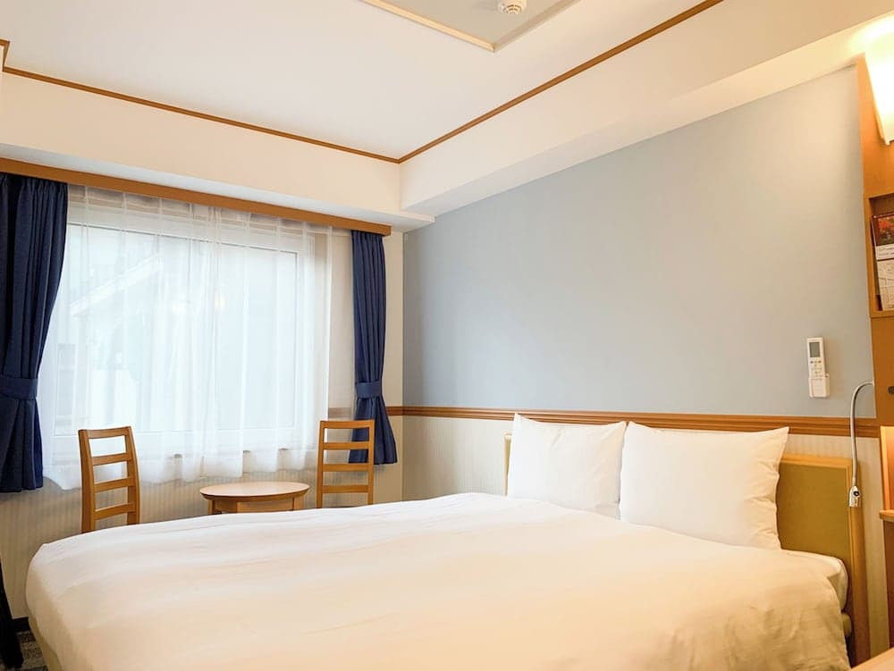Toyoko Inn Tsuruga Ekimae
