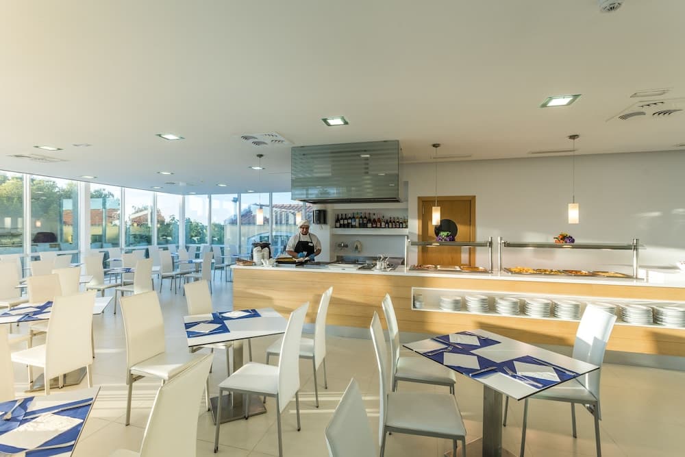 Apartaments Cales de Ponent