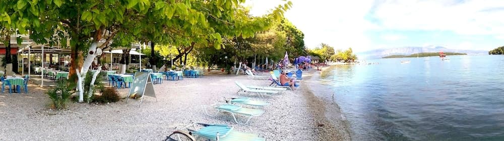Avra Beach Hotel