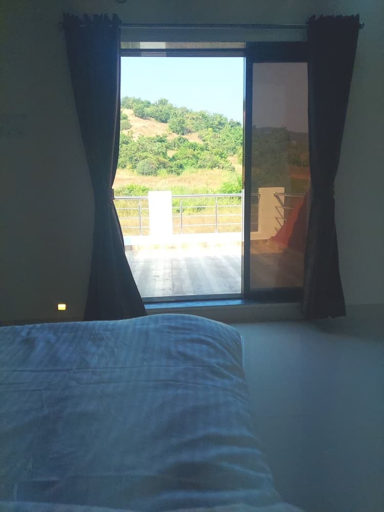 Berryl Resorts