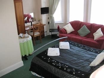 Ashmount Hotel