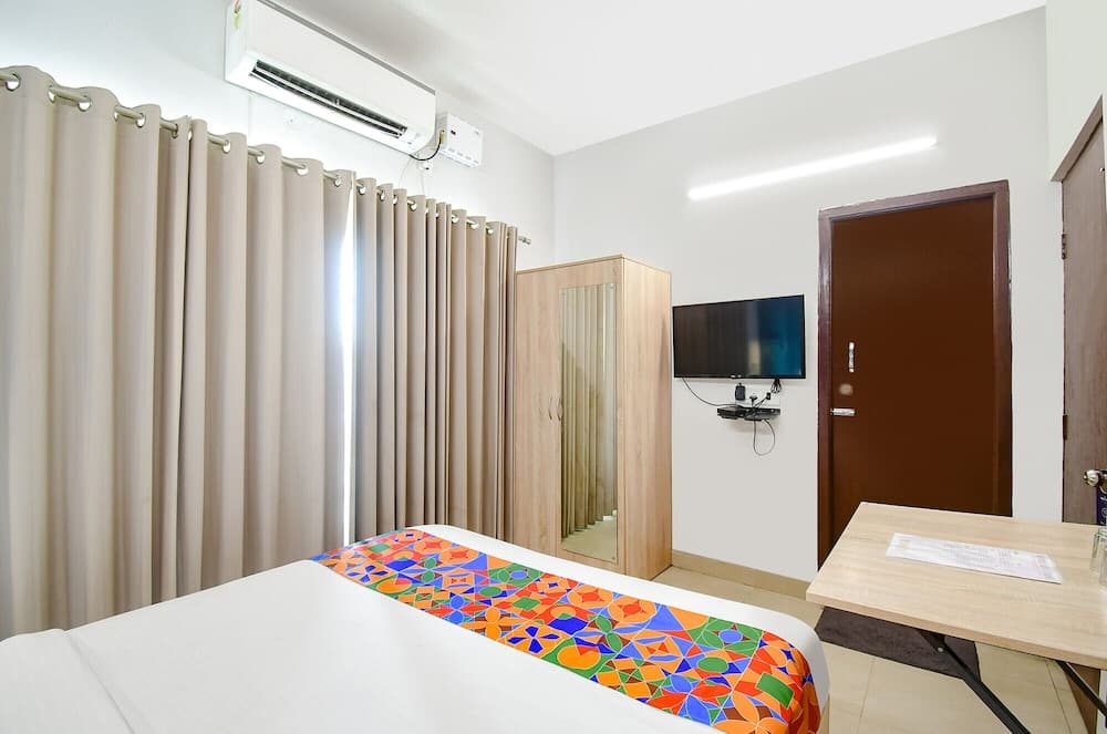 Fabhotel Silverkey