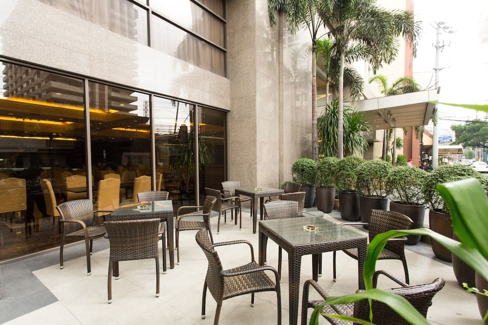 Armada Hotel