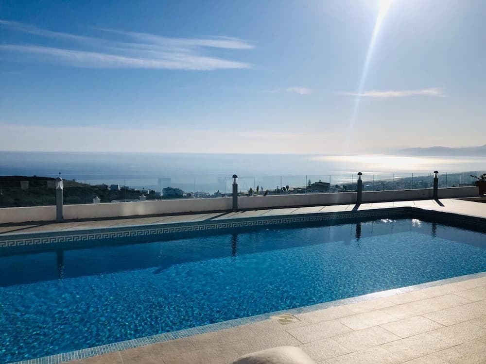 Bella Vista