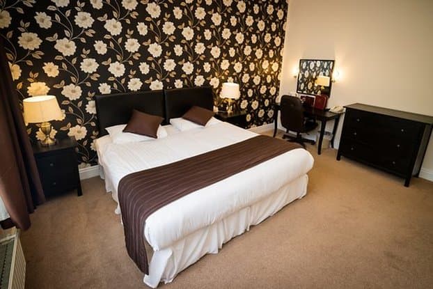 Glebe Hotel