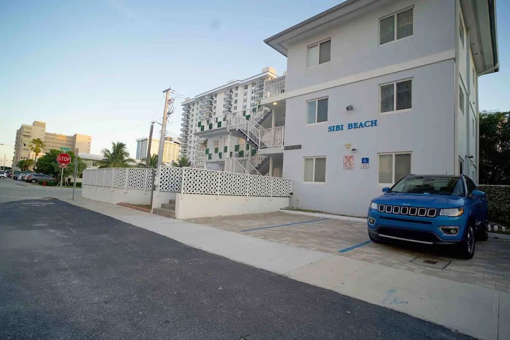 Sibi Beach Hotel