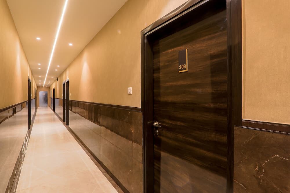 Fabhotel Maya Crystal