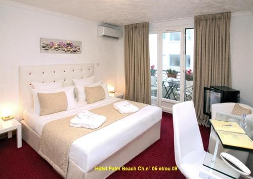 HOTEL PALM BEACH