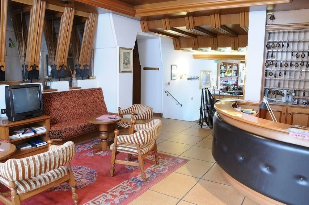 Hotel Carlone