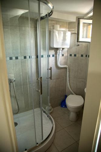 Prenociste Radovanovic