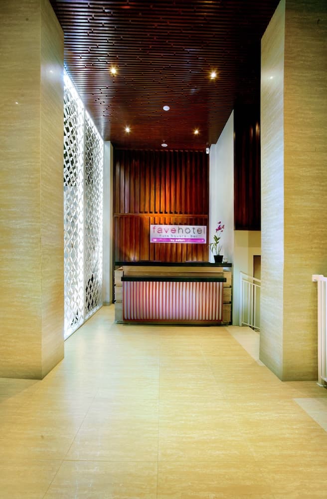favehotel Kuta Square