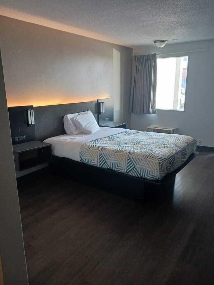 Hotel 465 By Regency