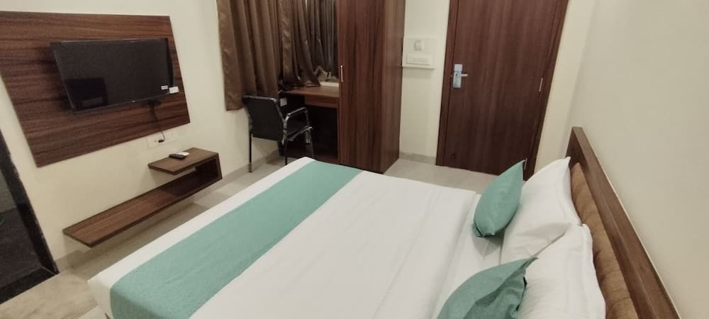 Hotel J Palace
