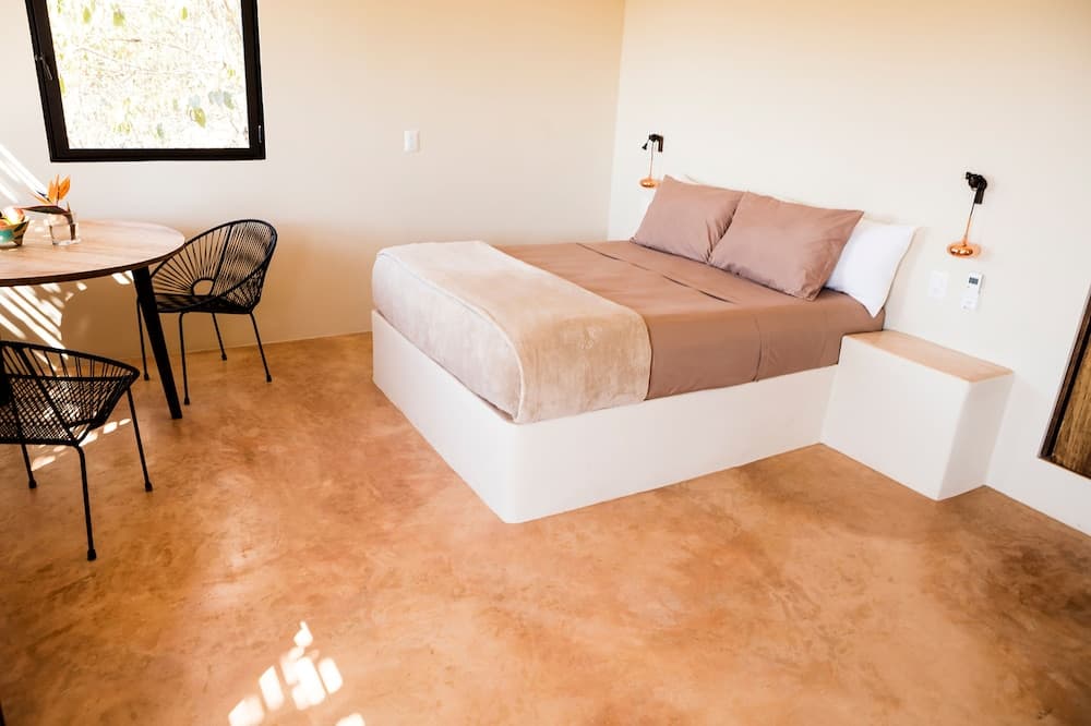 Casa Mono