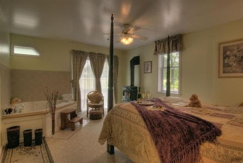 Cabernet Inn