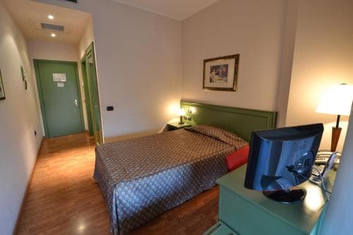 Sun Hotel