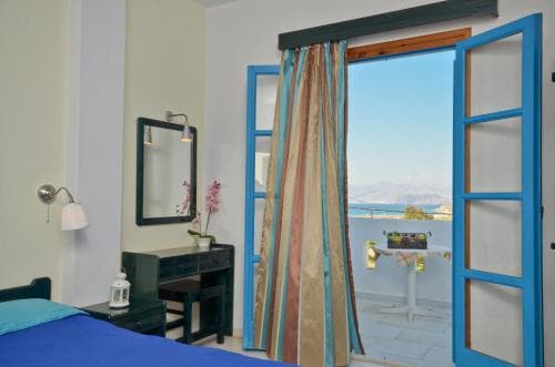 Dilino Hotel Studios
