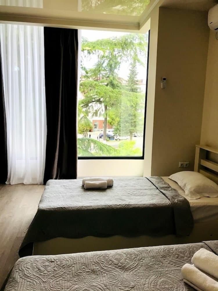 Hotel 24