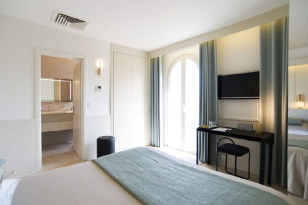 Hotel Genovese