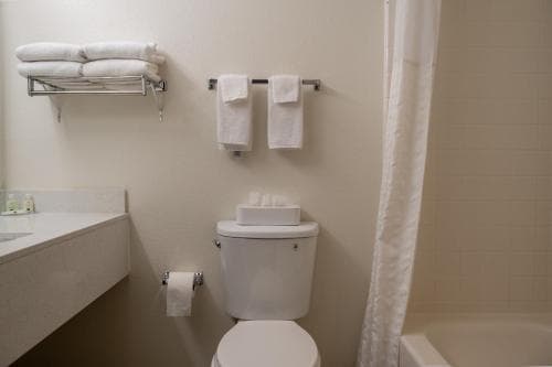 Quality Inn & Suites