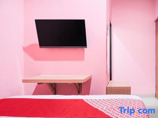 Hotel O Ilir Timur I Near Rsud Siti Fatimah Az-Zahra Formerly Lumendiva Suite