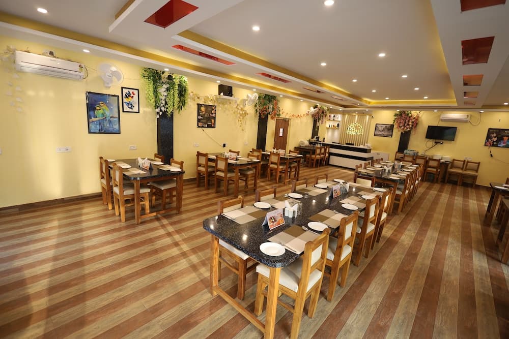 Golden View Resort & Restaurant