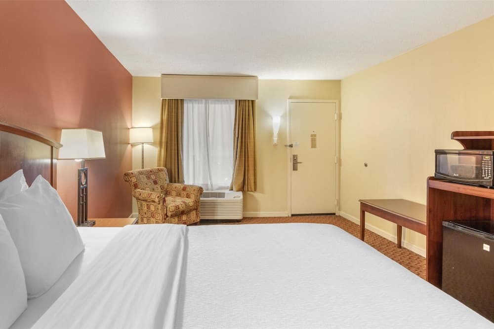 Best Western Hickory