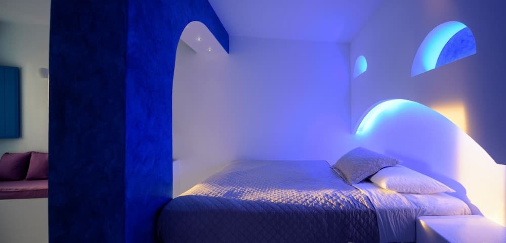 Abyssanto Suites and Spa